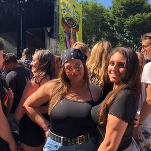 Meet your Posher, Lily